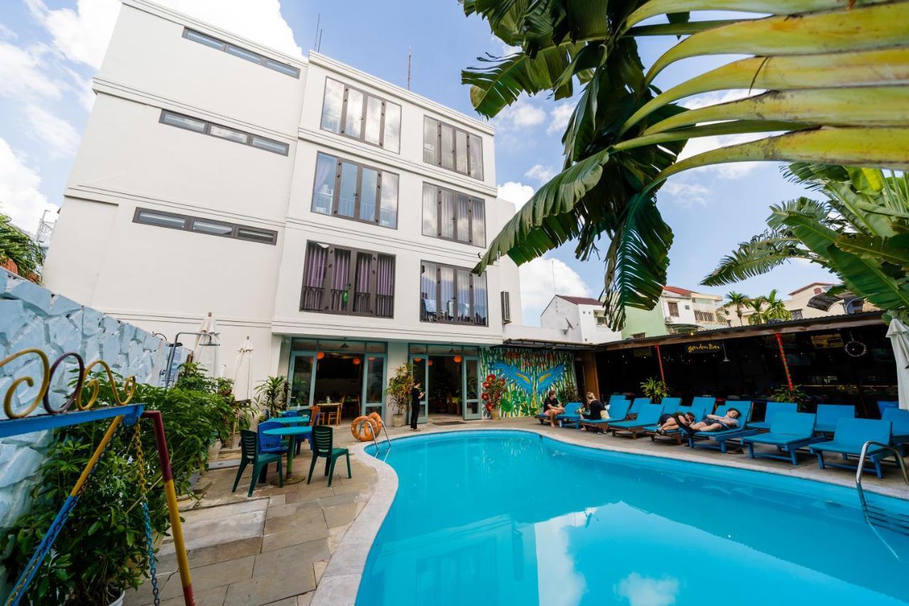 Bed Station Hostel & Pool Bar Hoi An " Former Sunflower" Buitenkant foto